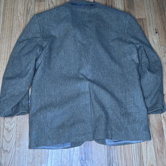Vintage tweed jacket/ sport coat - Picture 2 of 3